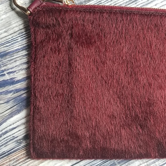 Faux Hair Handbag - Picture 3 of 8